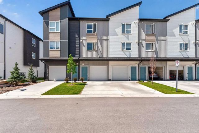433 301 Redstone Boulevard Ne, Calgary