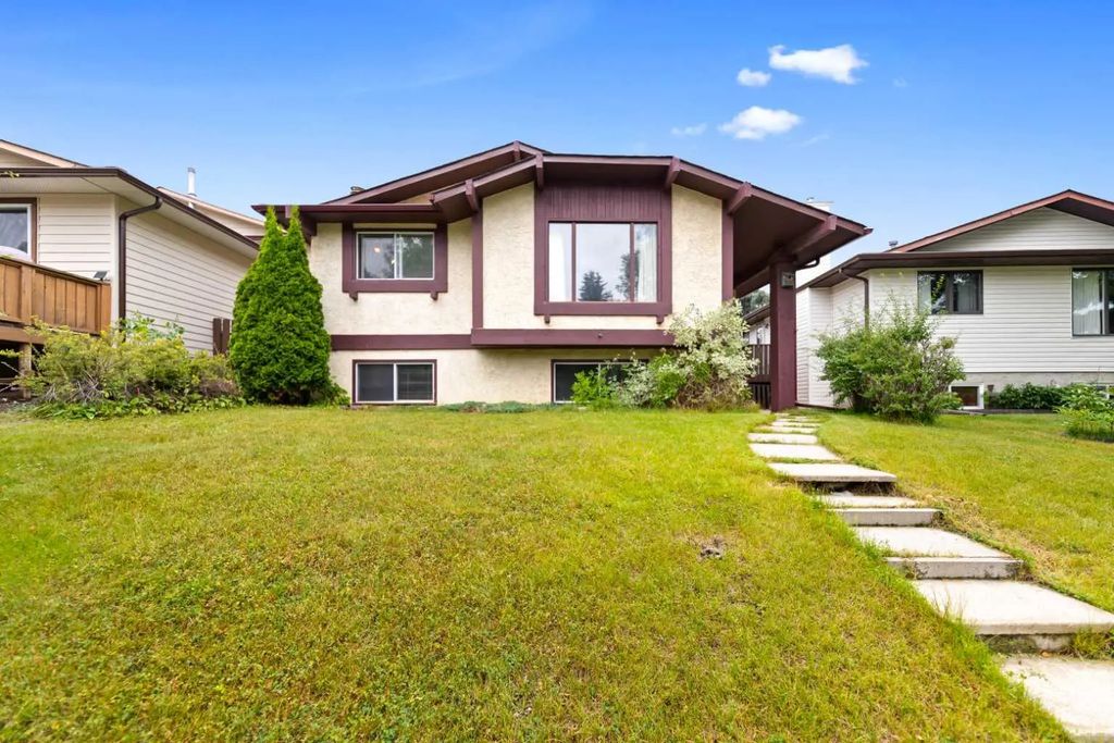 224 Berwick Way Nw, Calgary