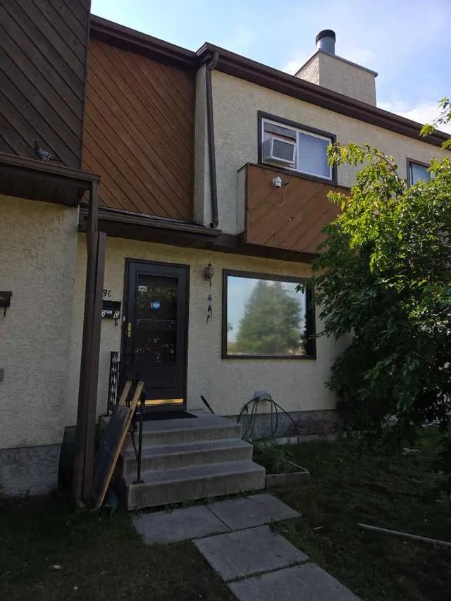 C 3 Grant Street , Red Deer
