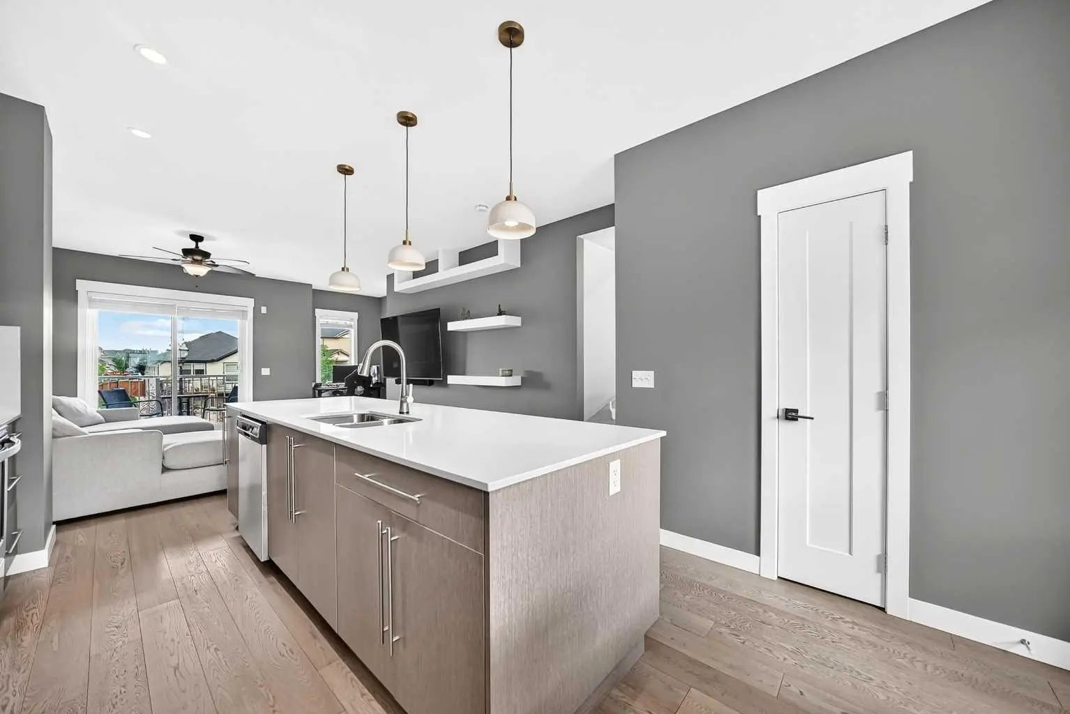 2 111 Rainbow Falls Gate , Chestermere – Residential Row/Townhouse Listing Photo 11