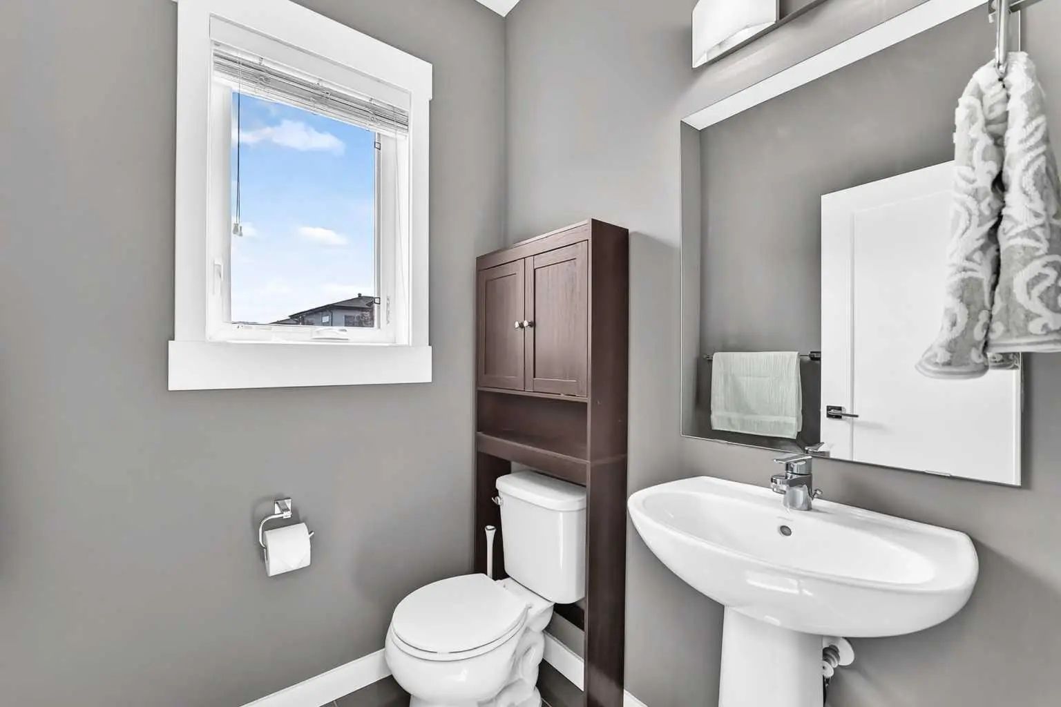 2 111 Rainbow Falls Gate , Chestermere – Residential Row/Townhouse Listing Photo 21