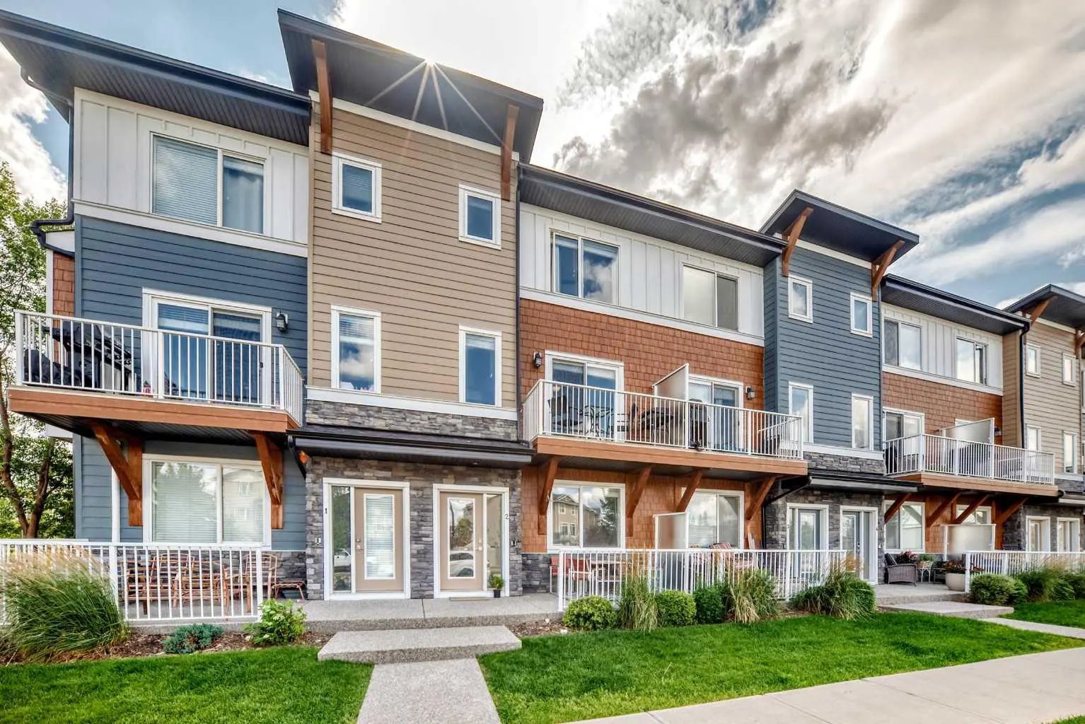 2 111 Rainbow Falls Gate , Chestermere – Residential Row/Townhouse Listing Photo 3