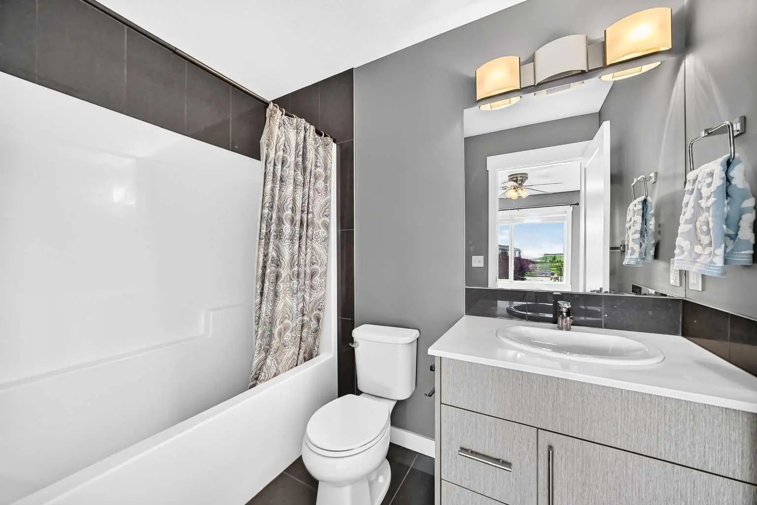 2 111 Rainbow Falls Gate , Chestermere – Residential Row/Townhouse Listing Photo 34