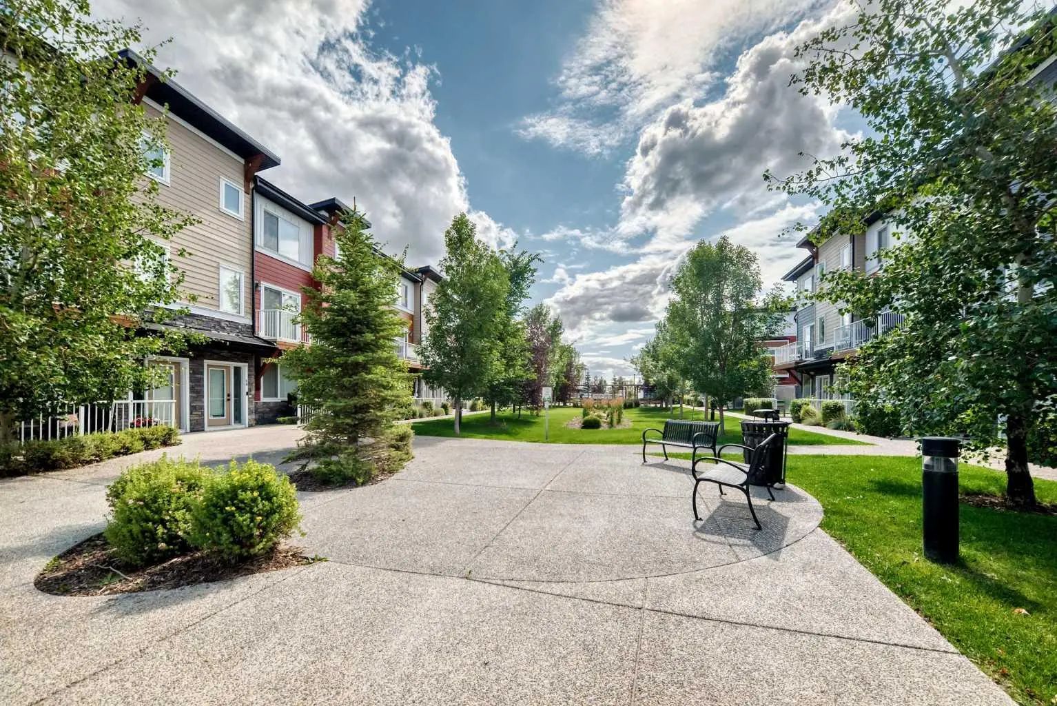 2 111 Rainbow Falls Gate , Chestermere – Residential Row/Townhouse Listing Photo 47