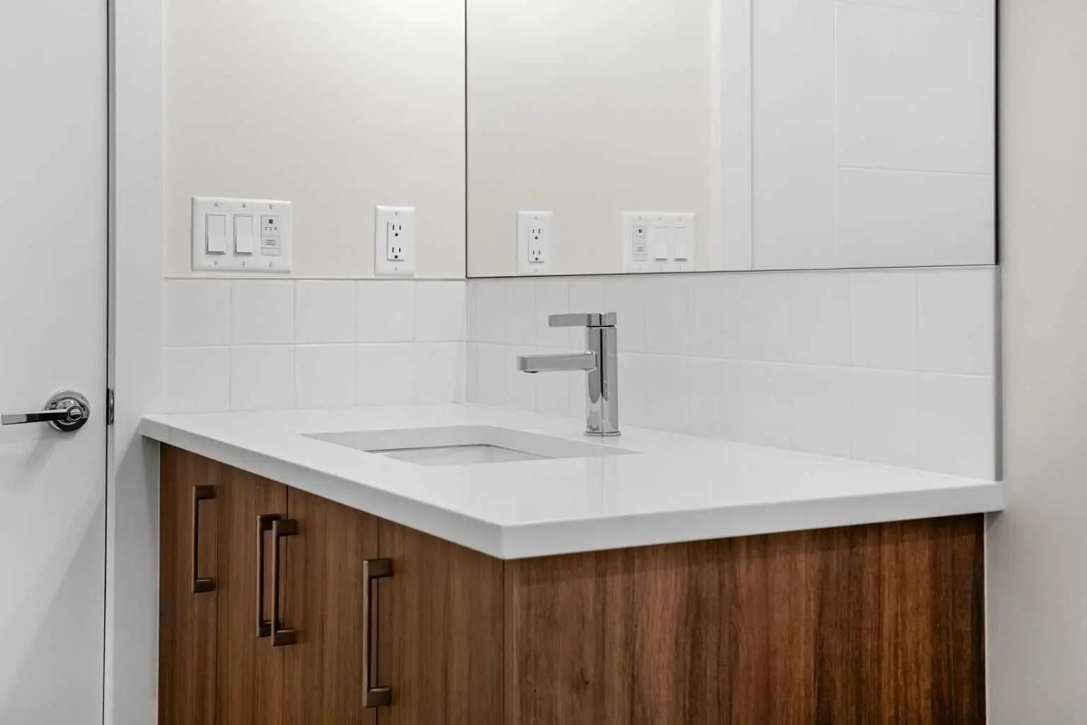 2057 Vantage Way Southwest, Airdrie – Residential Row/Townhouse Listing Photo 27