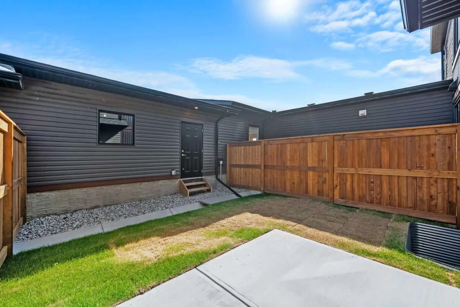 2057 Vantage Way Southwest, Airdrie – Residential Row/Townhouse Listing Photo 29