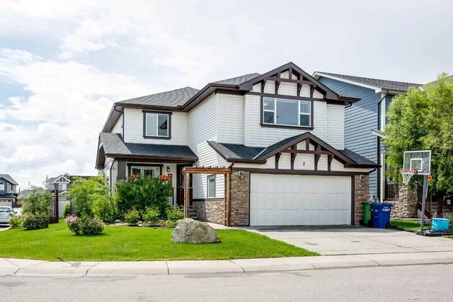 2 Kingston View Se, Airdrie