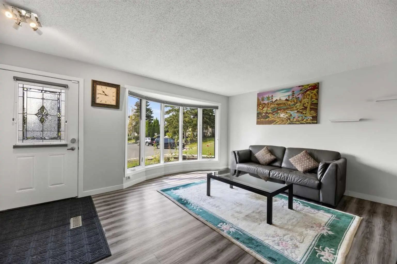 8035 Huntwick Crescent Northeast, Calgary – Residential Detached Listing Photo 5