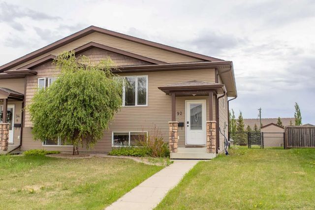 92 Iron Wolf Boulevard , Lacombe