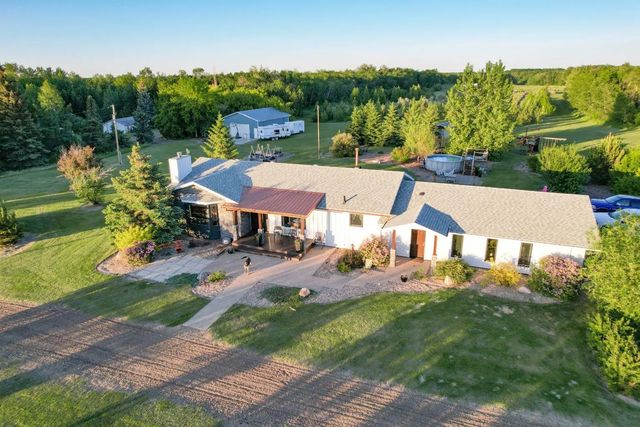 41243 Range Road 205  , Rural Camrose County