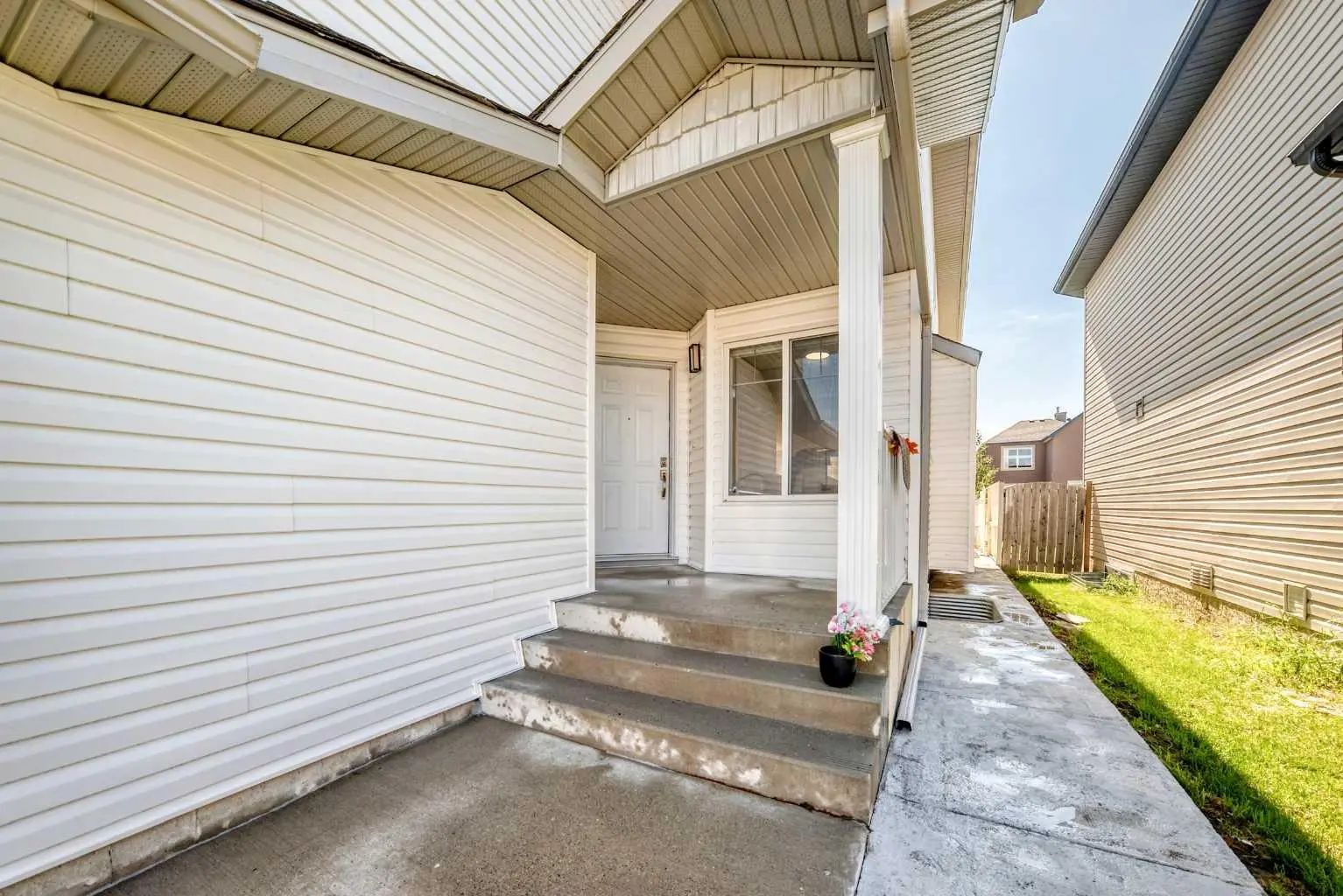 218 Saddlefield Place Northeast, Calgary – Residential Detached Listing Photo 3