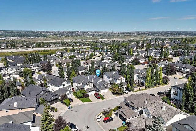 13 Cresthaven Way Sw, Calgary