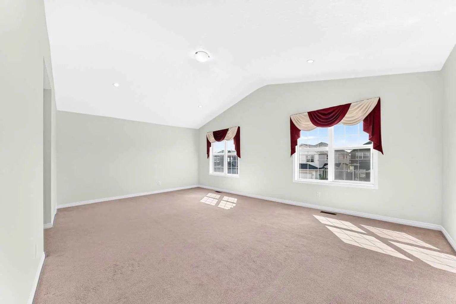 71 Martha's Meadow Close Ne Calgary Alberta T3J 4Z2 Martindale Home For Sale
