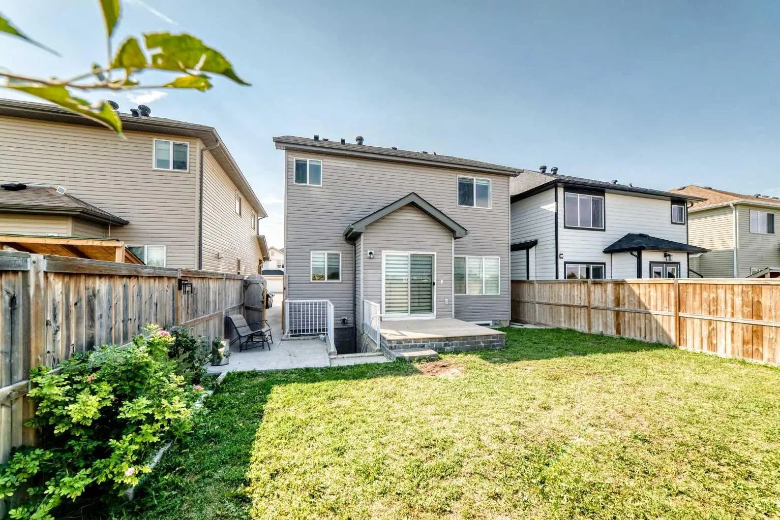 71 Martha's Meadow Close Ne Calgary Alberta T3J 4Z2 Martindale Home For Sale