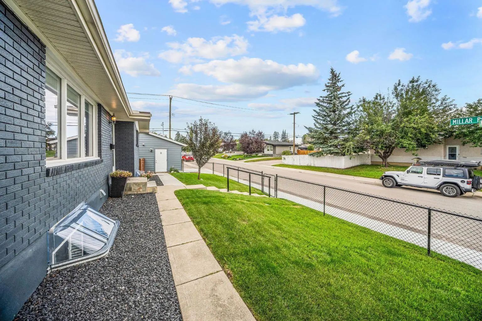 703 Millar Road Northeast, Calgary – Residential Detached Listing Photo 6