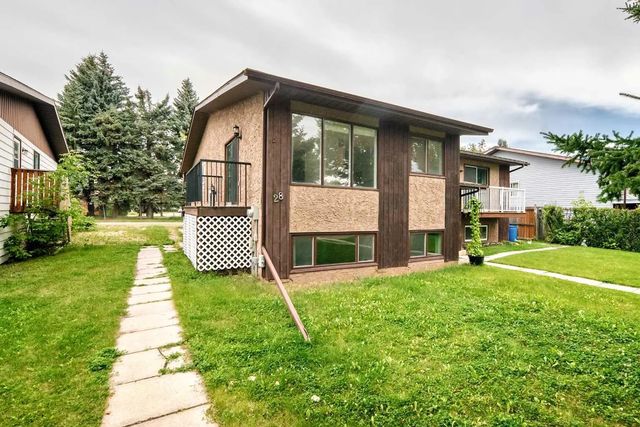 28 Woodland Drive , Lacombe