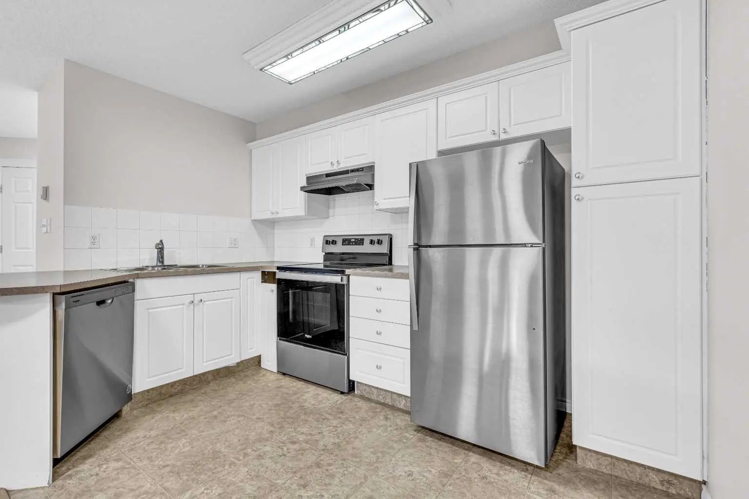 118 6800 Hunterview Drive Northwest, Calgary – Residential Apartment Listing Photo 12