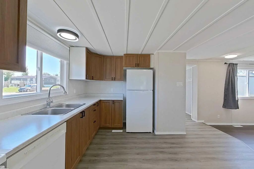 404 6 Street Sw, Slave Lake