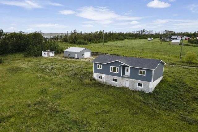 23515 Township Road 402  , Rural Lacombe County