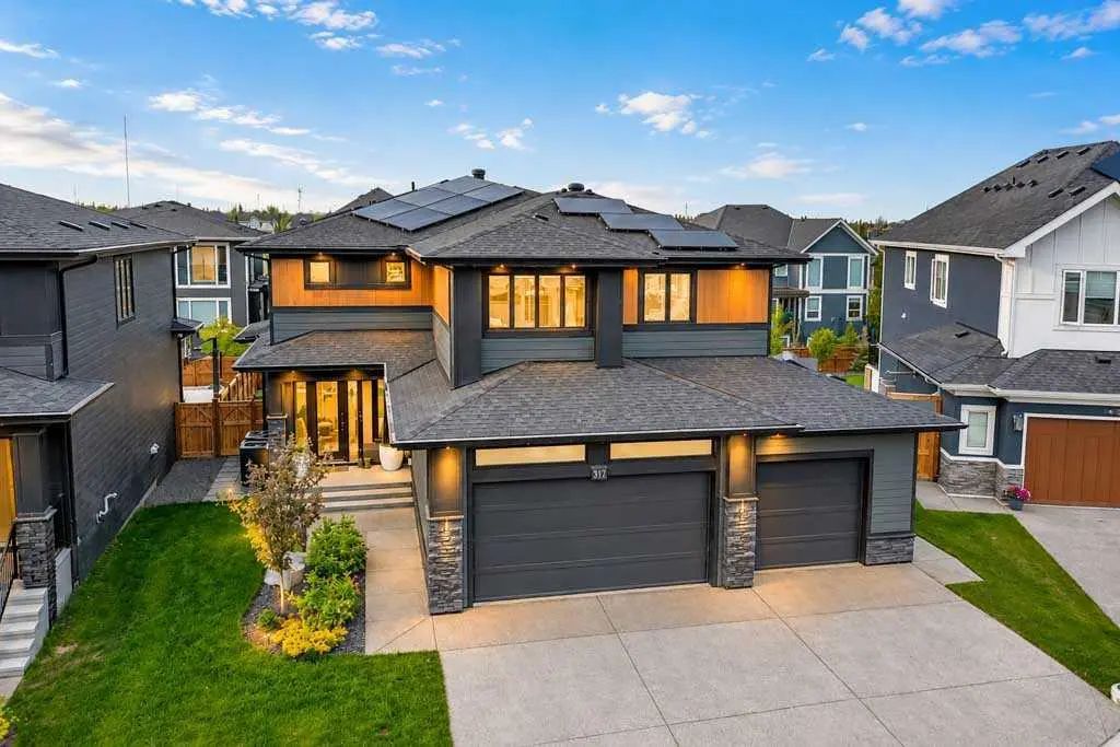 317 Aspen Summit Heights Sw, Calgary