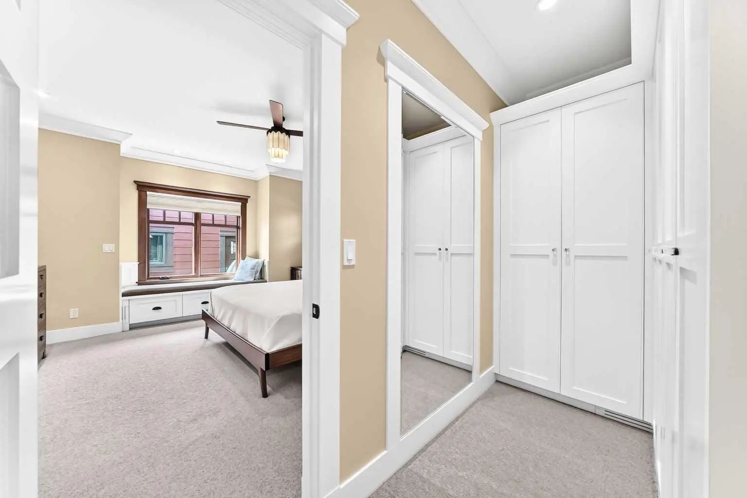 95 Lissington Drive Sw Calgary Alberta T3E 5E4 North Glenmore Park Home For Sale