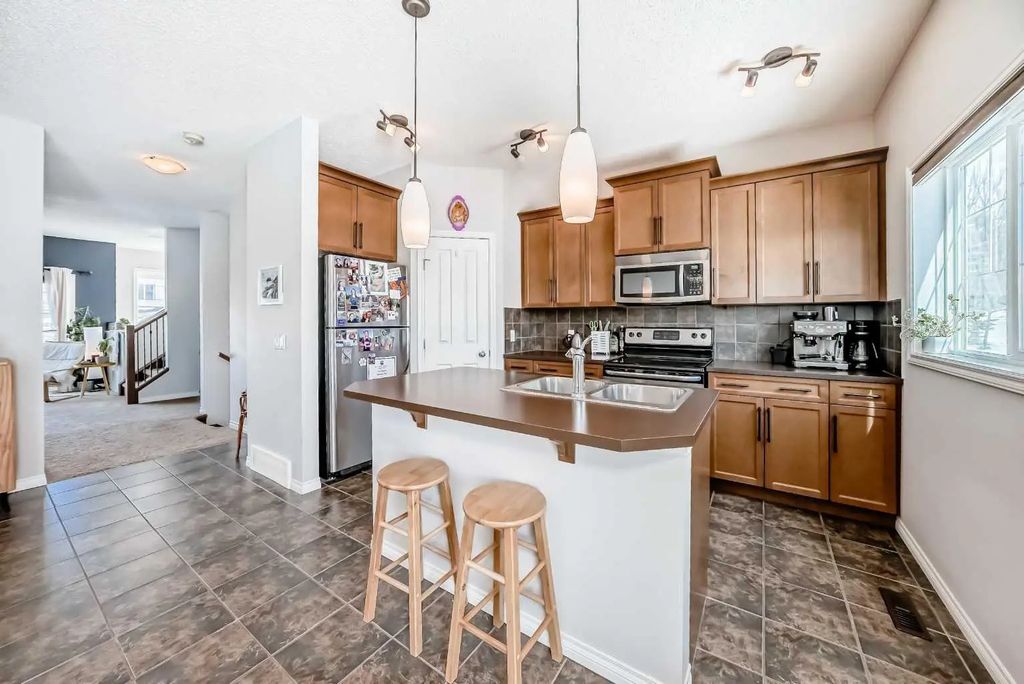296 Sunset Point , Cochrane