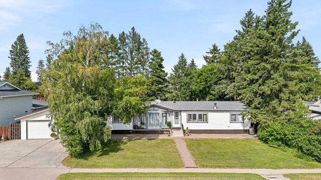 5024 49 Avenue , Kitscoty
