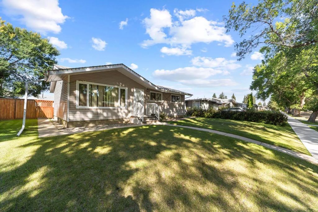 4604 61 Street , Camrose