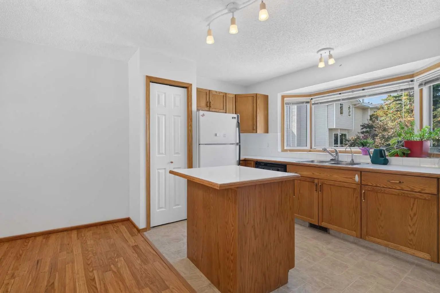 52 Glenbrook Villas Southwest, Calgary – Residential Row/Townhouse Listing Photo 10