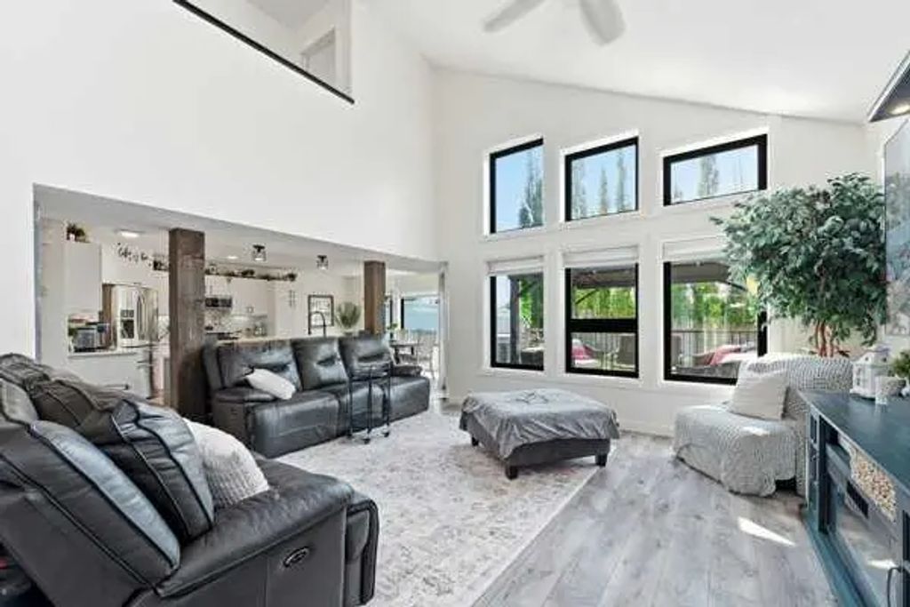 13 Assinger Avenue , Red Deer
