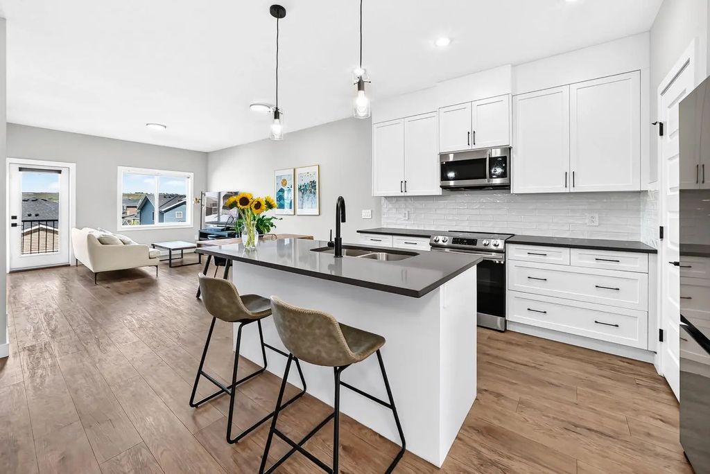 182 River Heights Drive , Cochrane