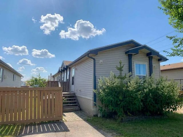 9011 88 Avenue , Grande Prairie