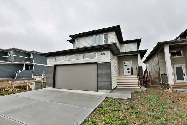 877 Devonia Circle W, Lethbridge