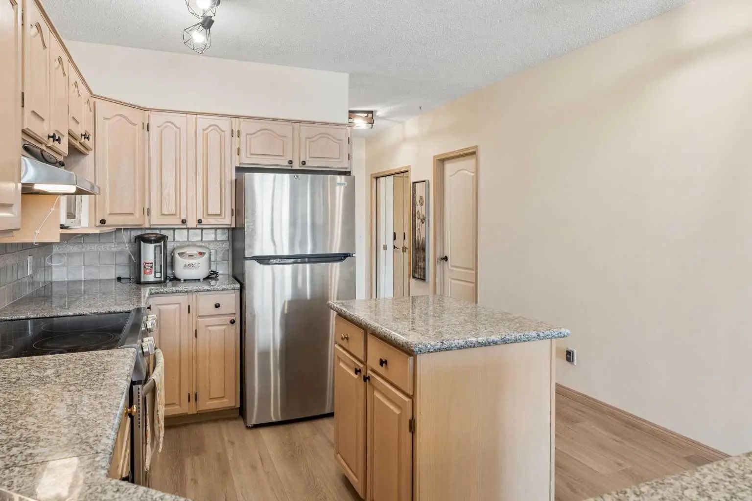 401 103 10 Avenue Northwest, Calgary – Residential Apartment Listing Photo 6