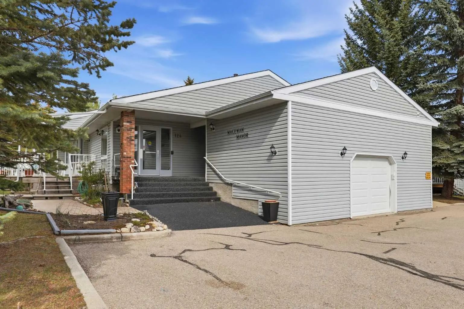 11 Macewan Park Heights Northwest, Calgary – Residential Row/Townhouse Listing Photo 39