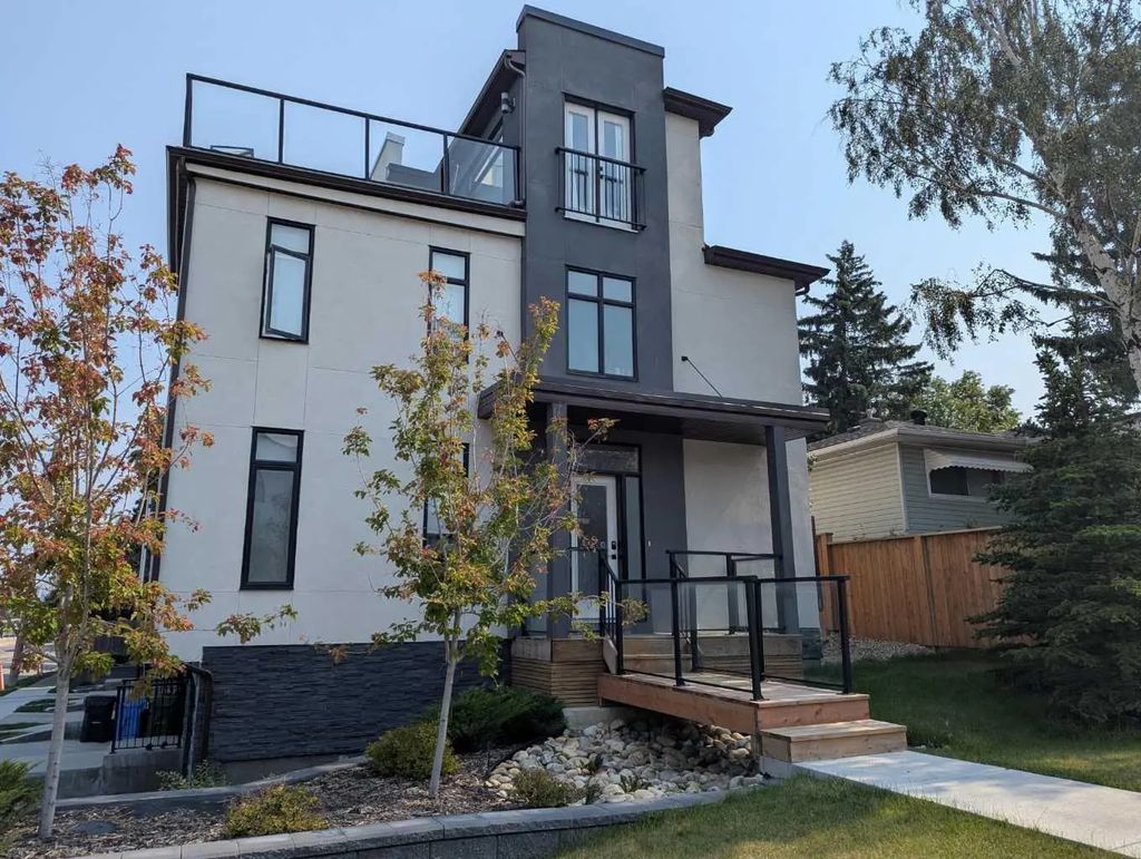 2857 12 Avenue Sw, Calgary