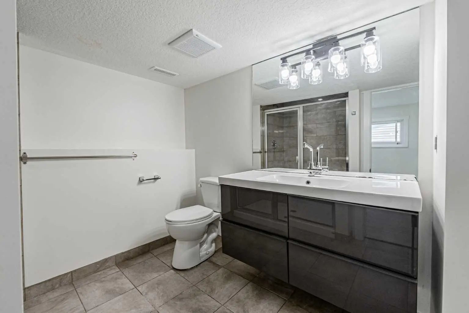 20 Castlegrove Way Northeast, Calgary – Residential Detached Listing Photo 35