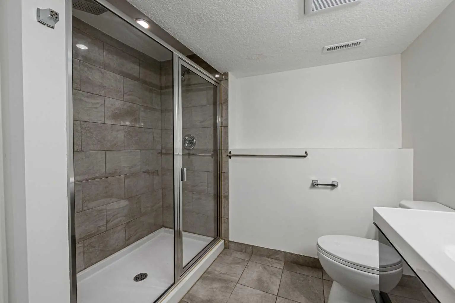 20 Castlegrove Way Northeast, Calgary – Residential Detached Listing Photo 36