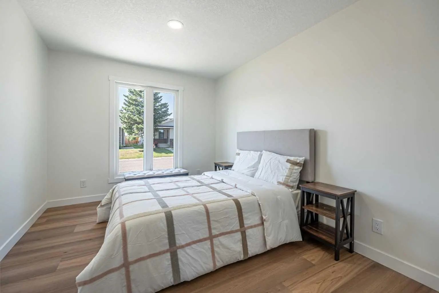 20 Castlegrove Way Northeast, Calgary – Residential Detached Listing Photo 4