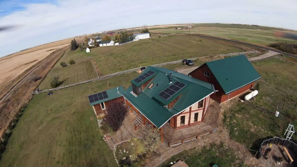 642193 104 Street E, Rural Foothills County