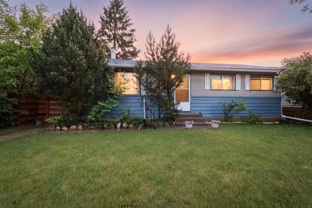 39 Ogden Ave. Avenue , Red Deer