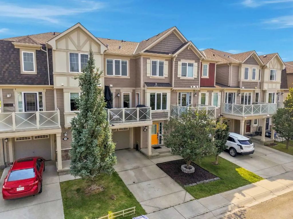 149 Windstone Avenue Sw, Airdrie