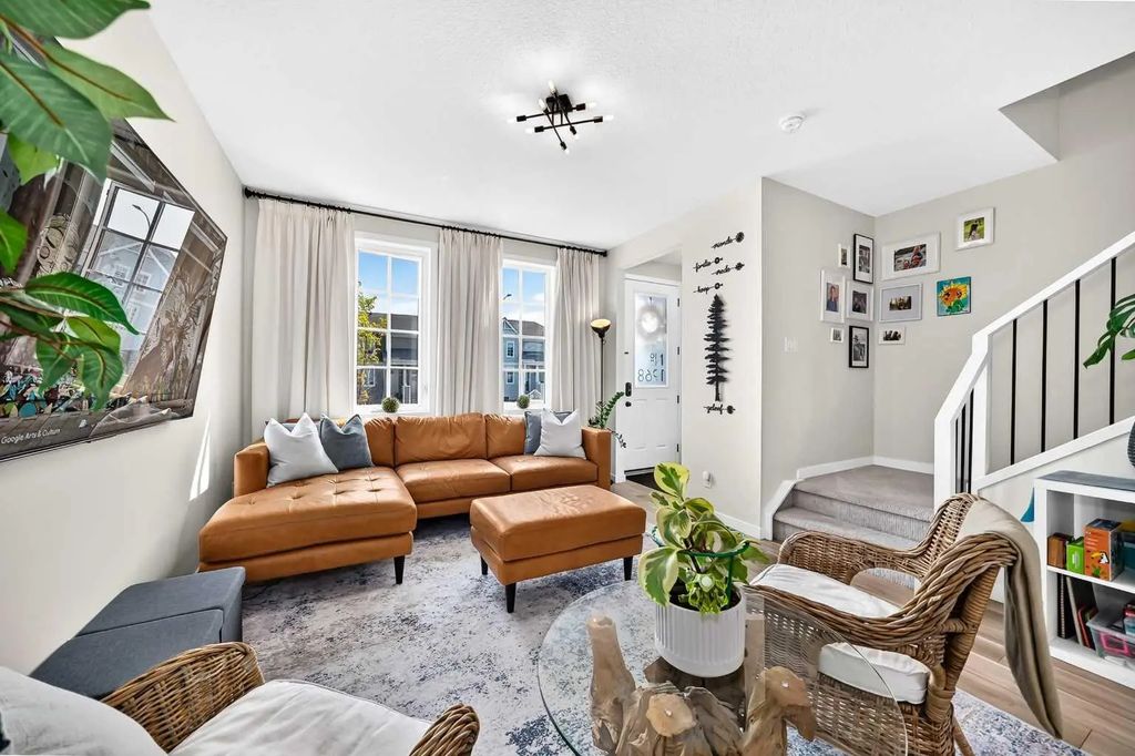 1968 Rangeview Drive Se, Calgary