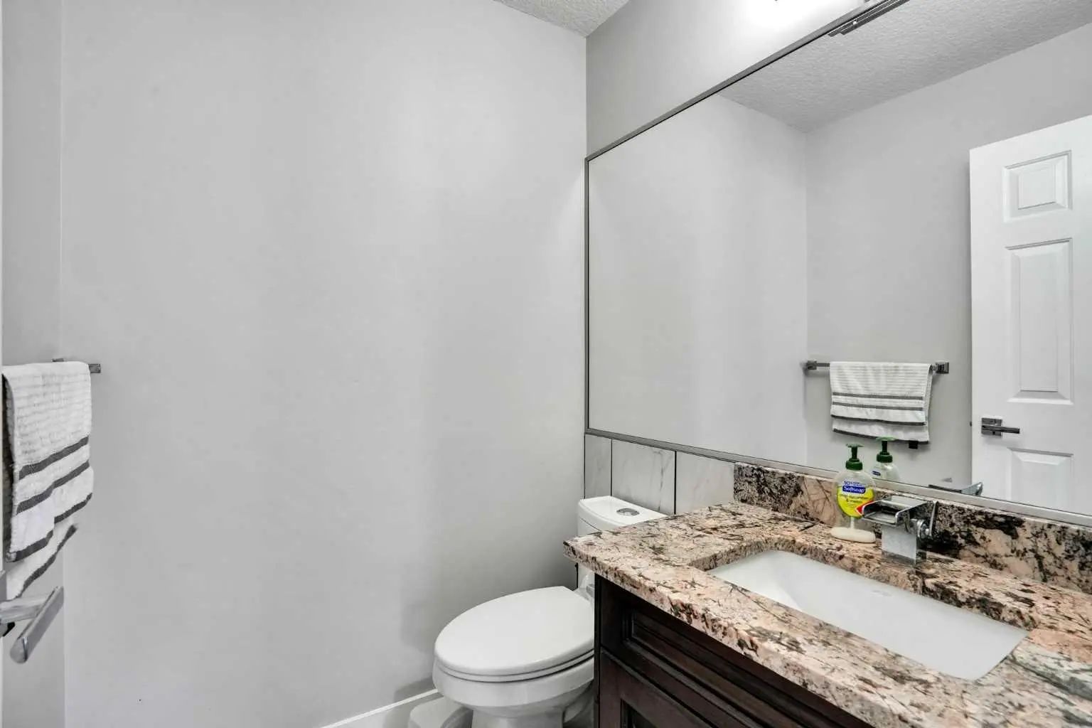 7276 California Boulevard Northeast, Calgary – Residential Detached Listing Photo 11