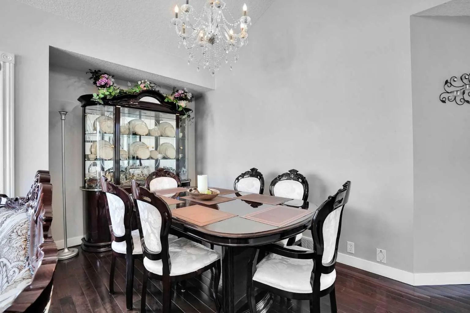 7276 California Boulevard Northeast, Calgary – Residential Detached Listing Photo 8