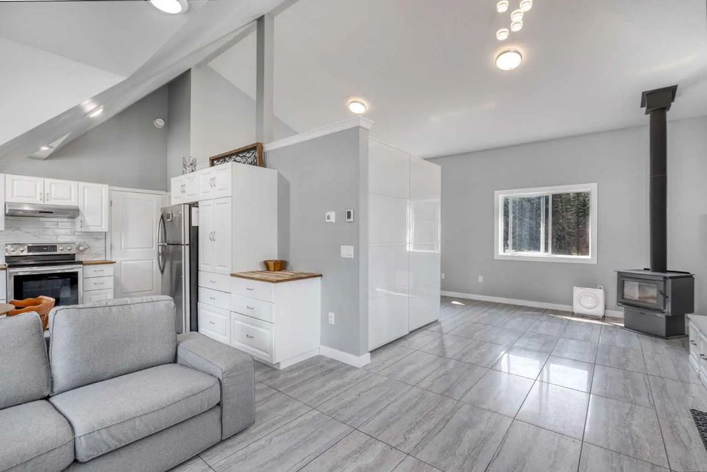 264033 Range Road 71  , Rural Bighorn No. 8, M.D. of