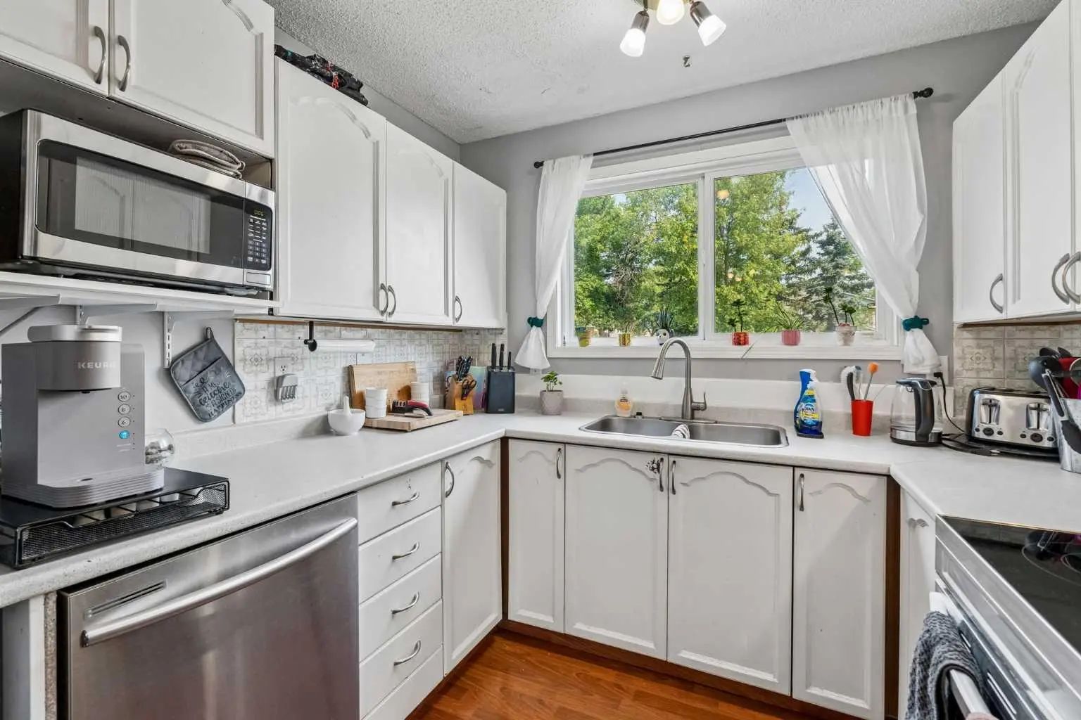 5603 1 Avenue Southeast, Calgary – Residential Row/Townhouse Listing Photo 6