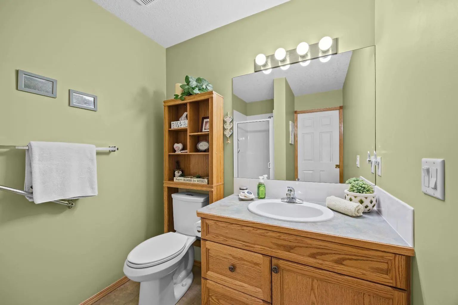 317 728 Country Hills Road Northwest, Calgary – Residential Apartment Listing Photo 21