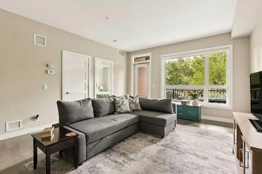 107 145 Burma Star Road Sw, Calgary