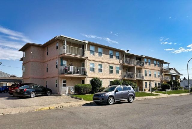 202 5026 49 Street , Olds